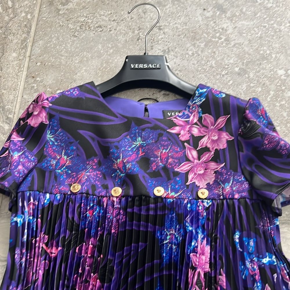 Versace Orchid Barocco Girls Pleated Dress, New, Size 12 - Picture 6 of 12